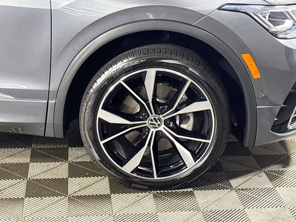 Certified 2023 Volkswagen Tiguan SEL R-Line AWD/4WD image 25