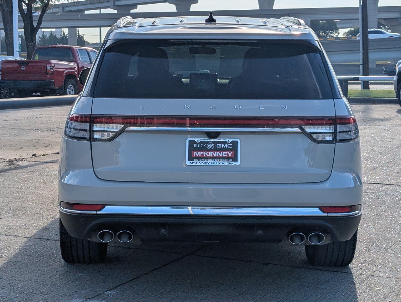 Used 2024 Lincoln Aviator Reserve w/ Equipment Group 201A RWD image 5