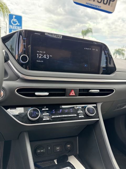 Used 2023 Hyundai Sonata Limited image 2