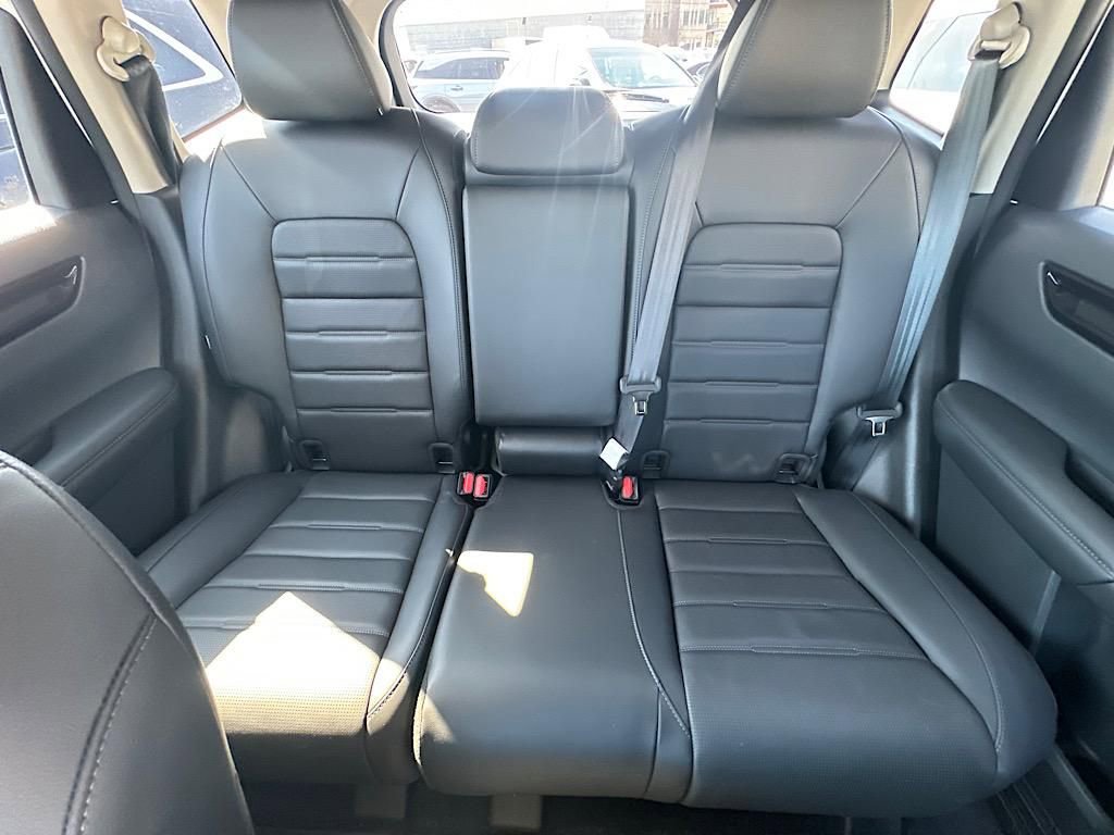 Used 2023 Honda CR-V EX-L image 31