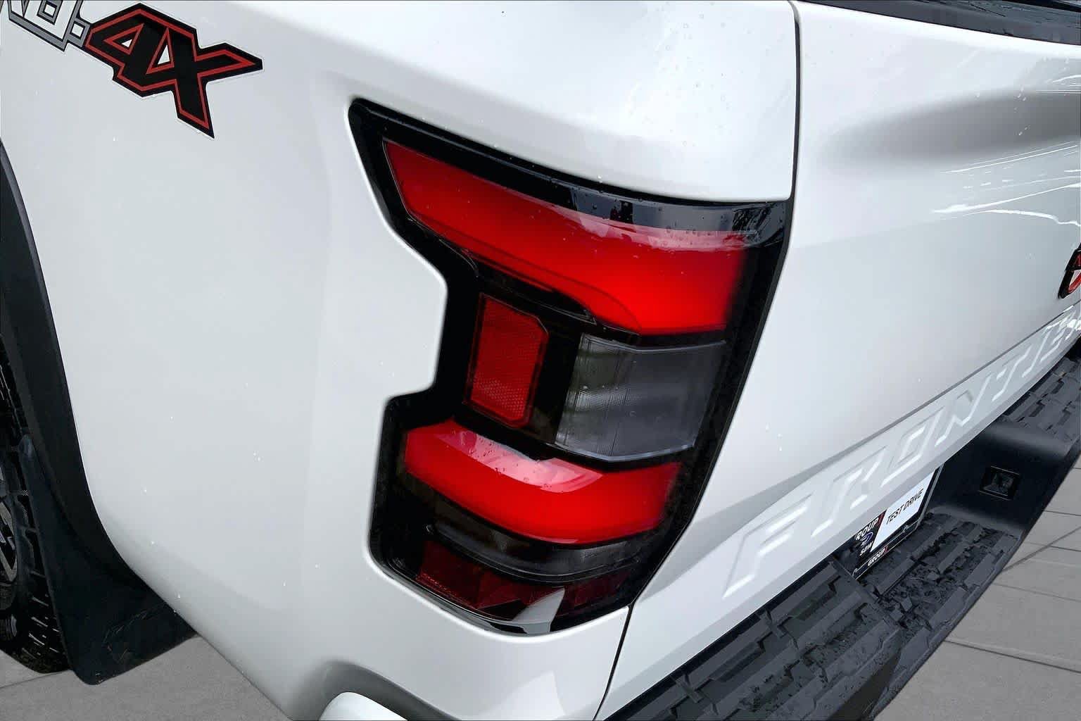 Used 2024 Nissan Frontier PRO-4X w/ Pro Convenience Package AWD/4WD image 27