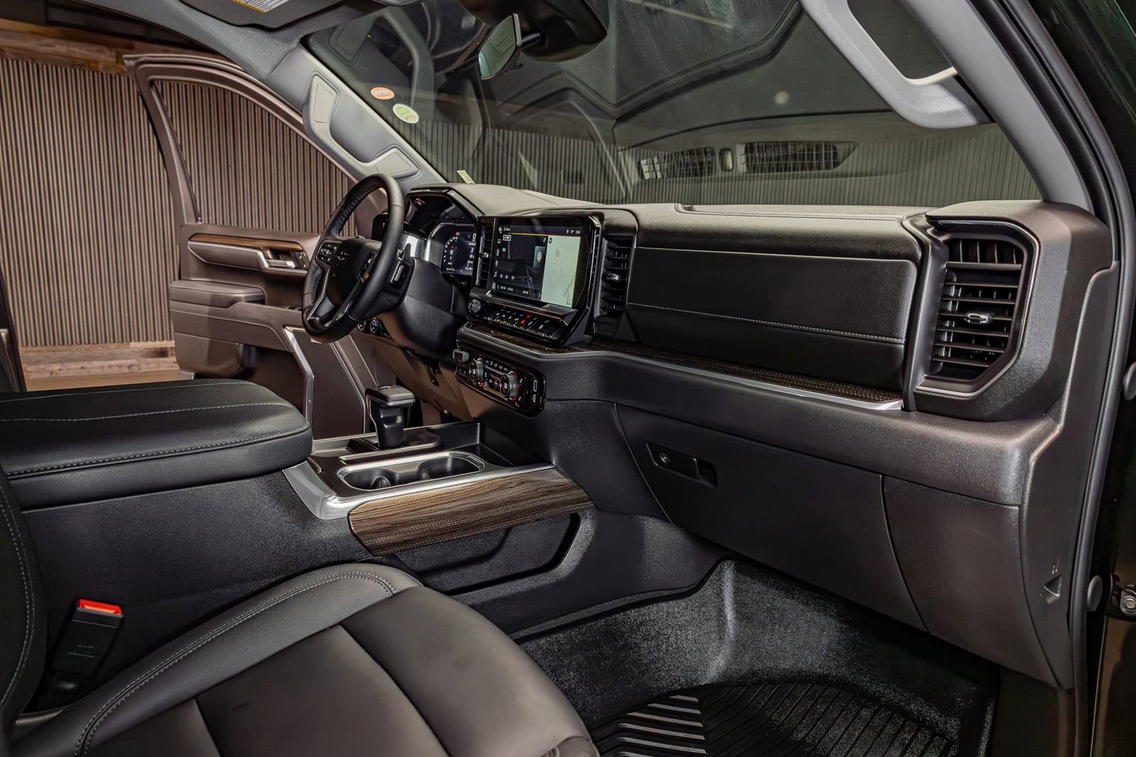 Used 2026 Chevrolet Silverado 1500 LT Trail Boss w/ Safety Package image 17