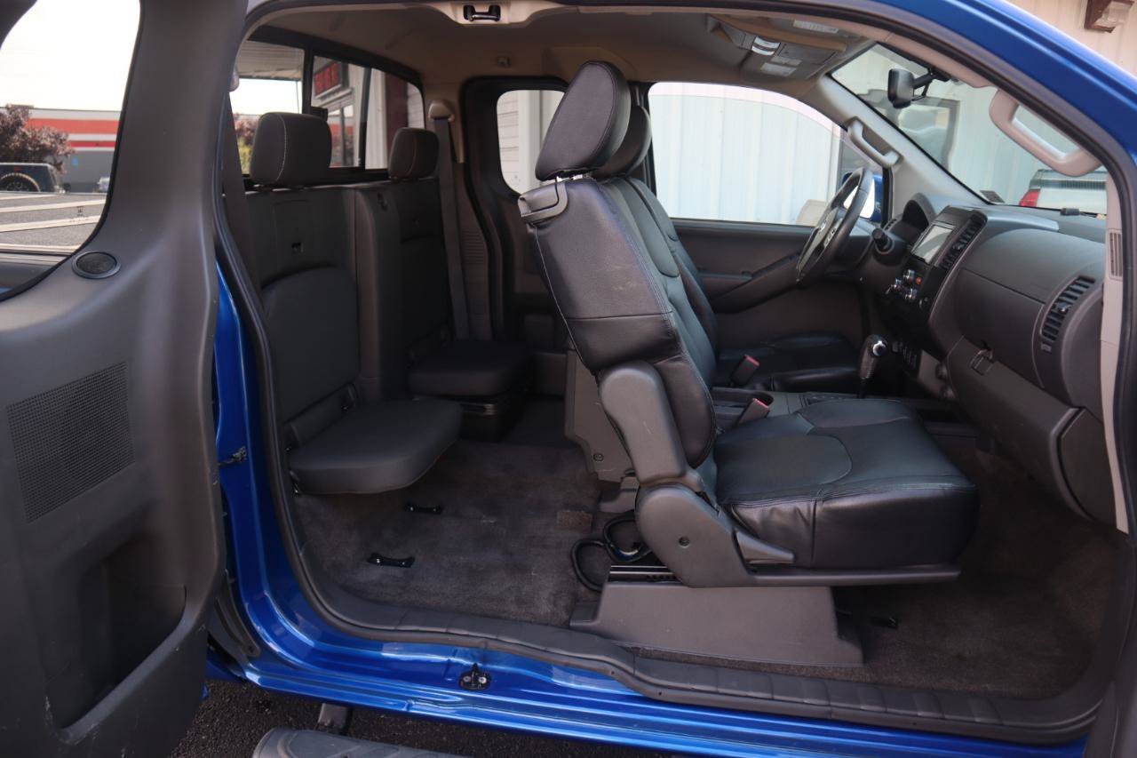 Used 2013 Nissan Frontier PRO-4X AWD/4WD image 44