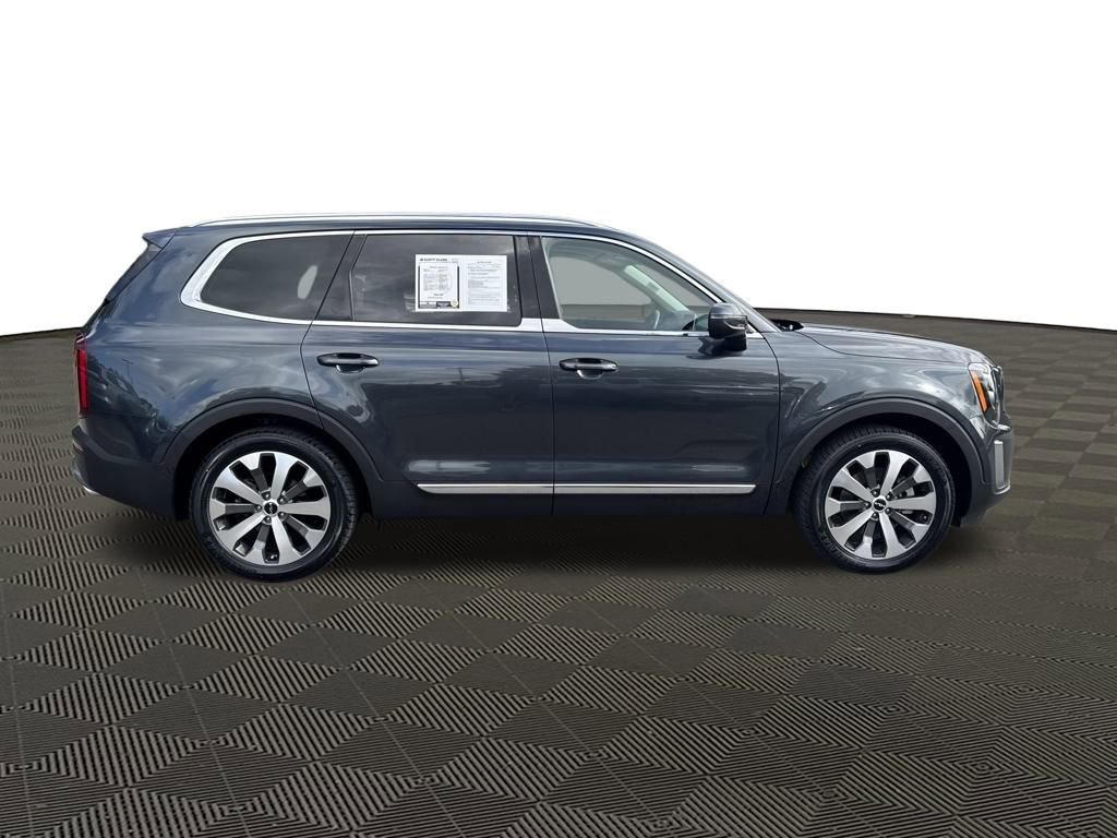 Used 2022 Kia Telluride EX w/ EX Premium Package image 6