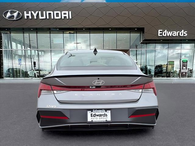 New 2026 Hyundai Elantra SEL Sport image 6