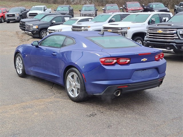Used 2023 Chevrolet Camaro LT image 3