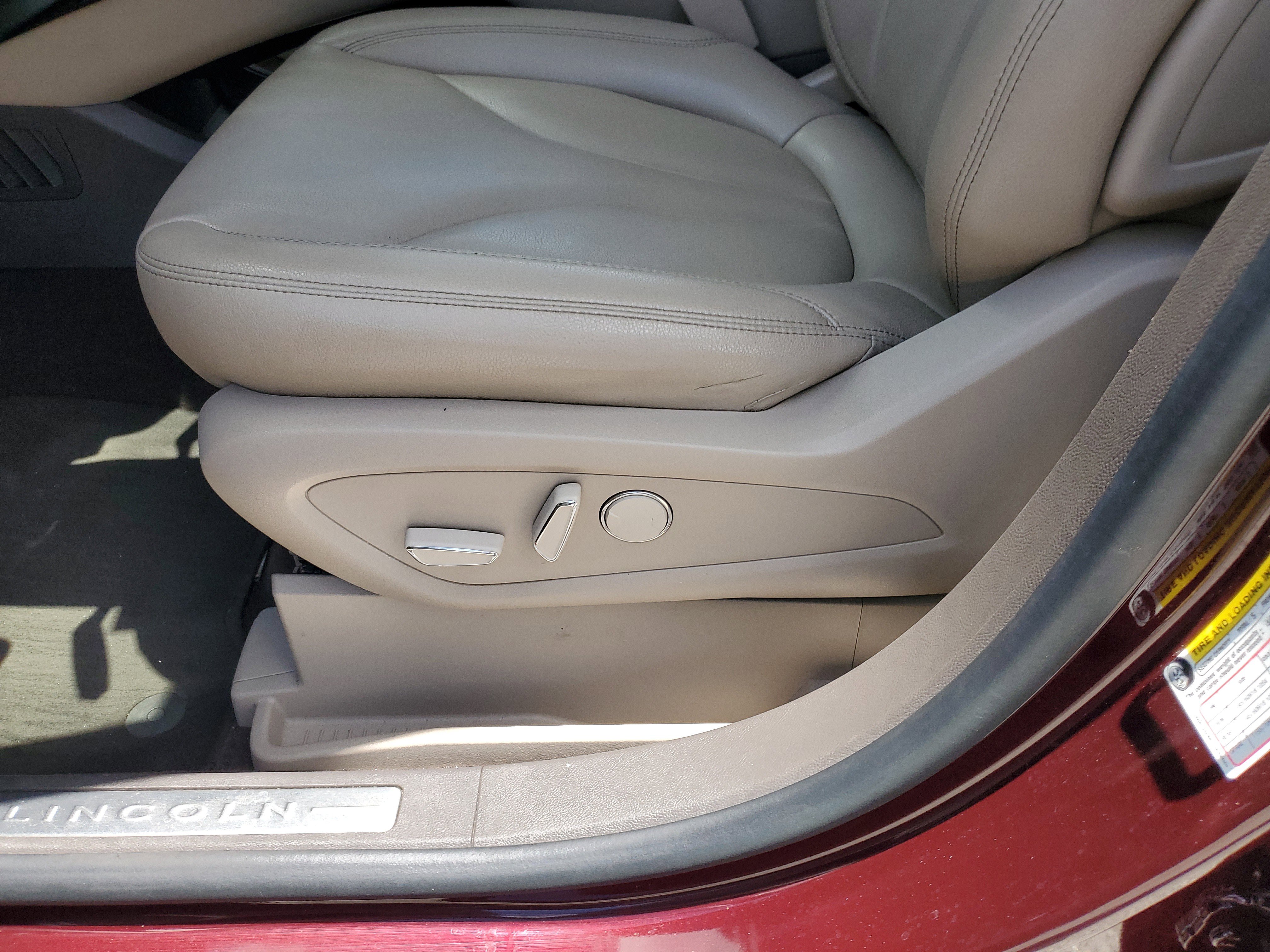 Certified 2021 Lincoln Nautilus Standard image 14