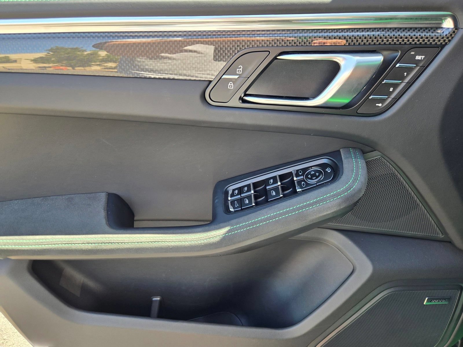 Certified 2026 Porsche Macan GTS AWD/4WD image 19