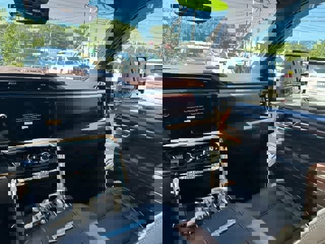 Used 2024 GMC Sierra 3500 Denali w/ Denali Reserve Package image 14