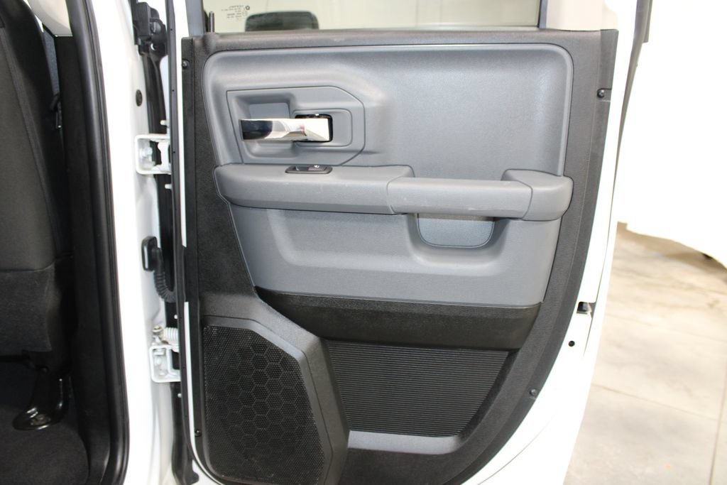 Used 2024 RAM 1500 Classic SLT AWD/4WD image 27