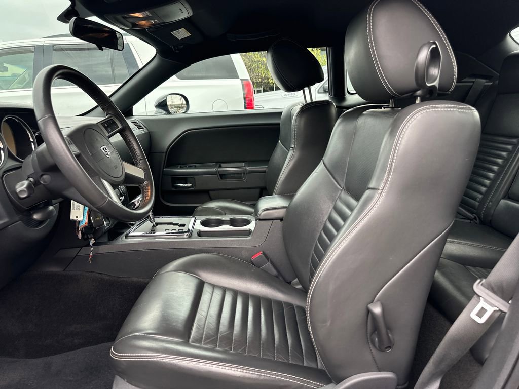 Used 2010 Dodge Challenger R/T image 13