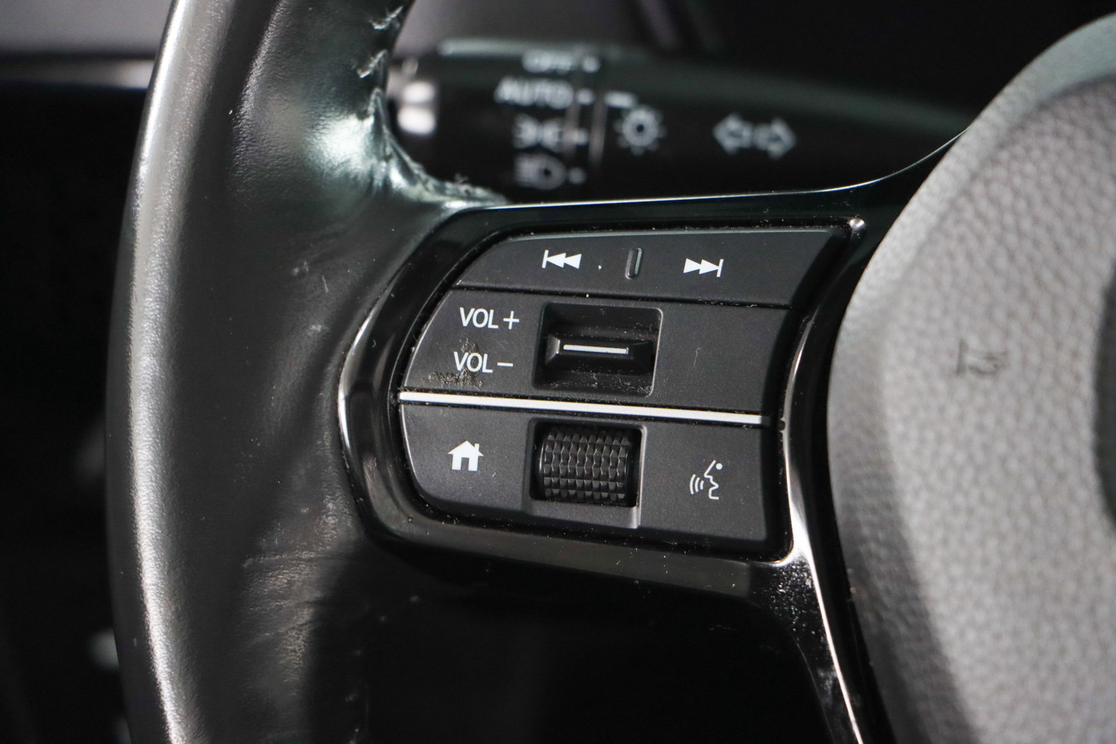 Used 2023 Honda CR-V EX-L image 13