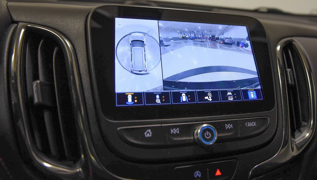 Used 2022 Chevrolet Equinox RS w/ RS Leather Package image 24