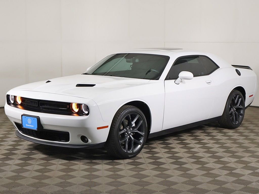 Used 2022 Dodge Challenger SXT w/ Blacktop Package RWD image 5