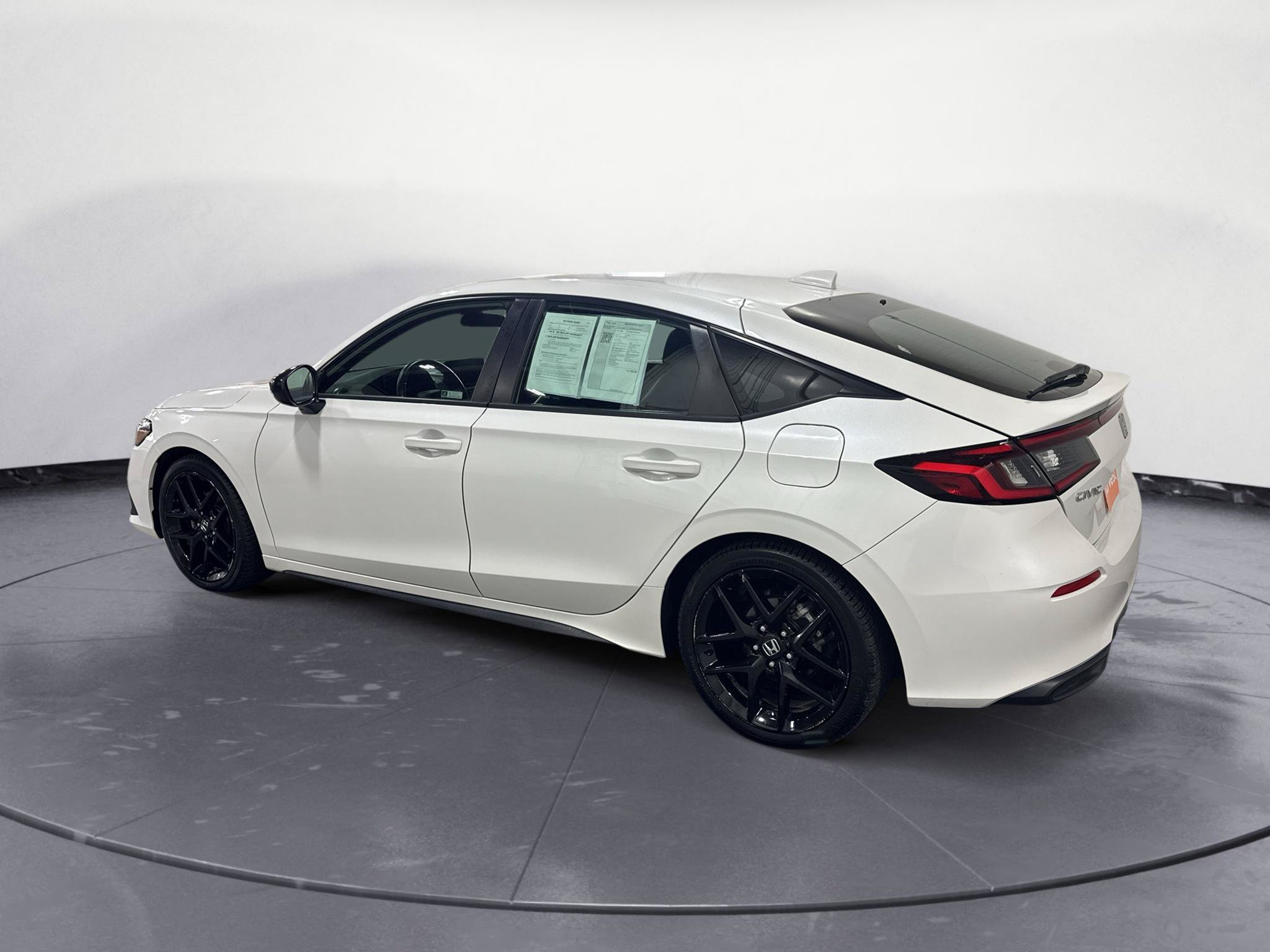Used 2022 Honda Civic Sport image 8
