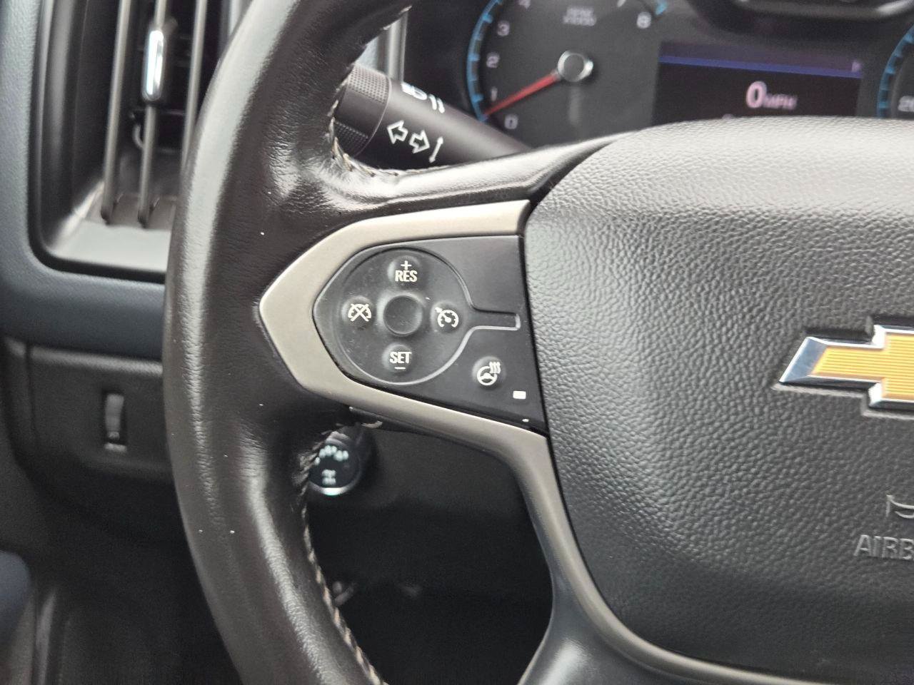 Used 2022 Chevrolet Colorado Z71 AWD/4WD image 27