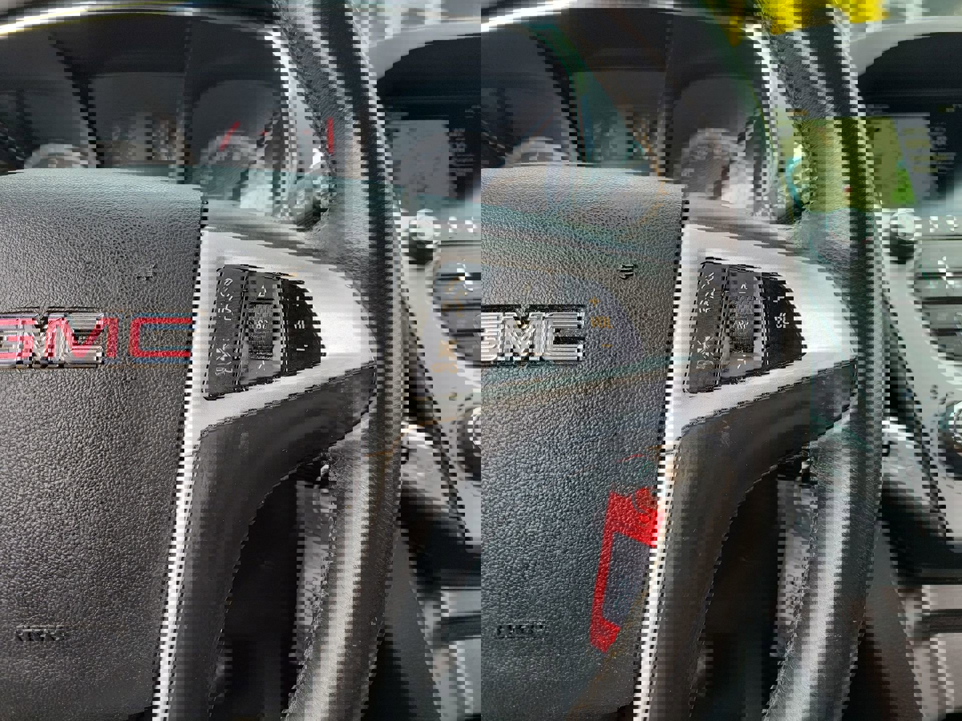 Used 2015 GMC Terrain SLT w/ Chrome Edition image 29