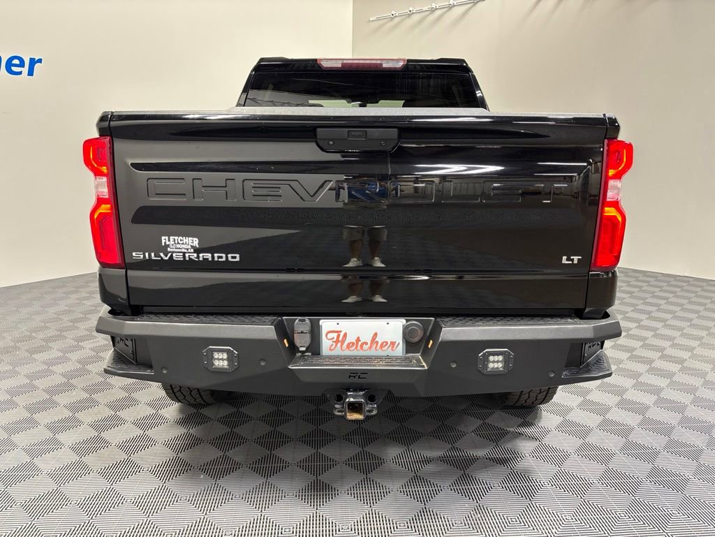 Used 2019 Chevrolet Silverado 1500 LT Trail Boss w/ Convenience Package AWD/4WD image 4