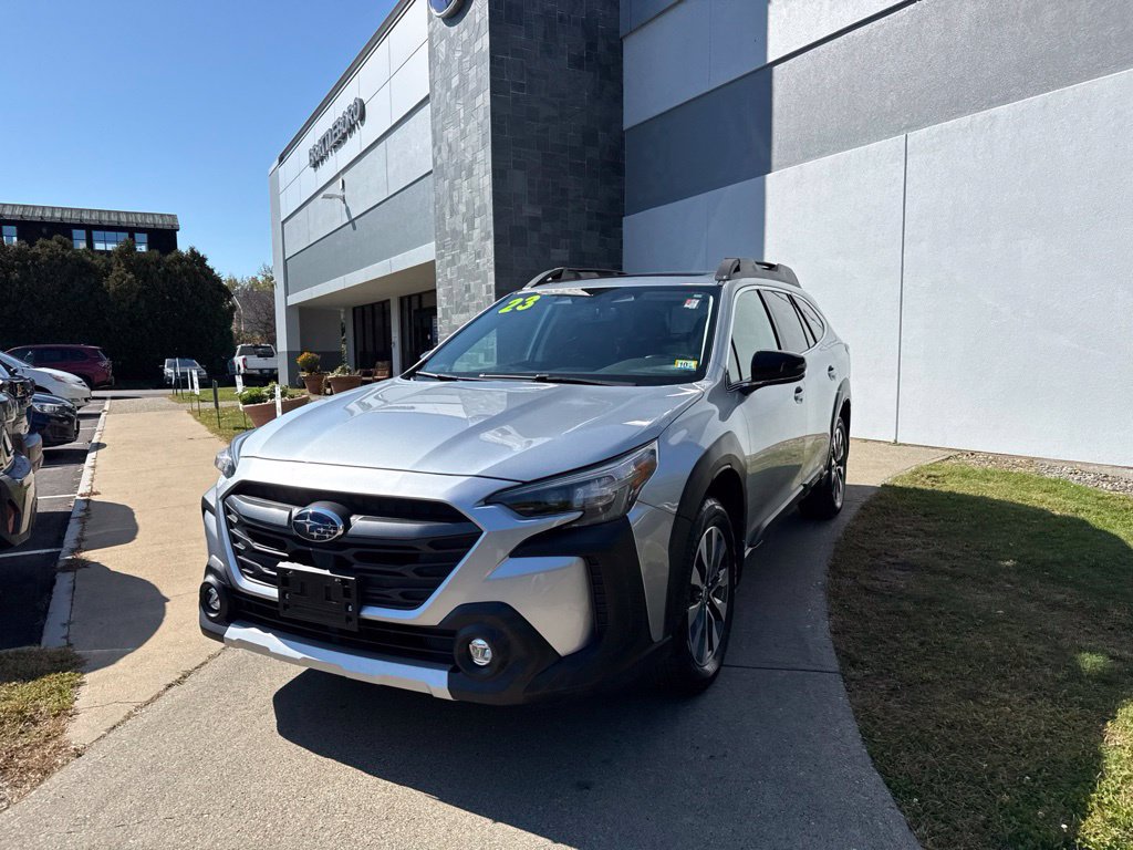 Used 2023 Subaru Outback Limited AWD/4WD image 8
