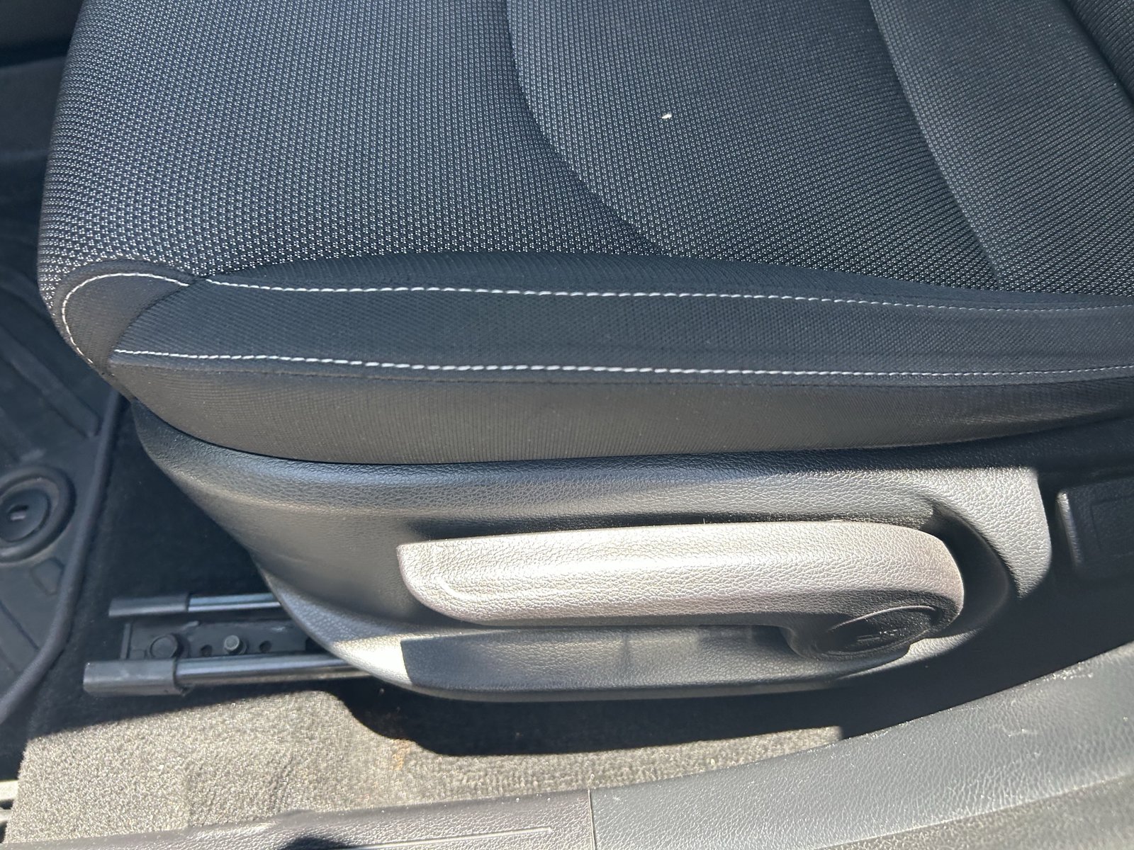 Used 2022 Kia Forte LXS FWD image 27
