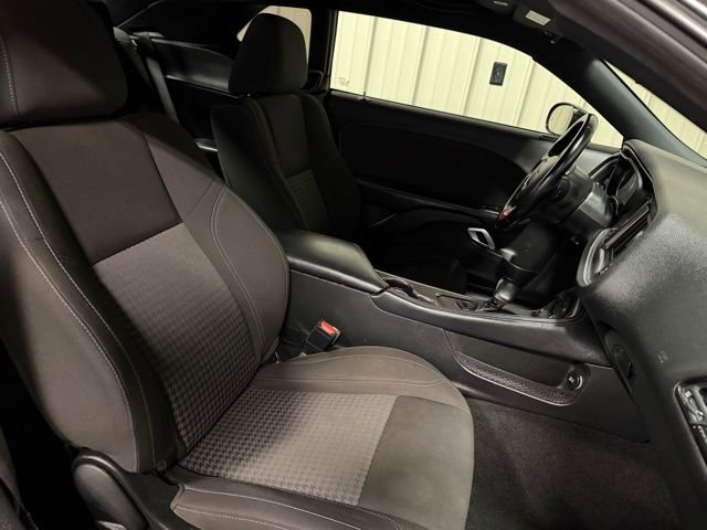 Used 2021 Dodge Challenger SXT image 25