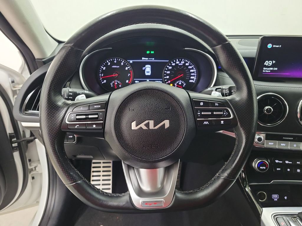 Used 2022 Kia Stinger GT2 image 23