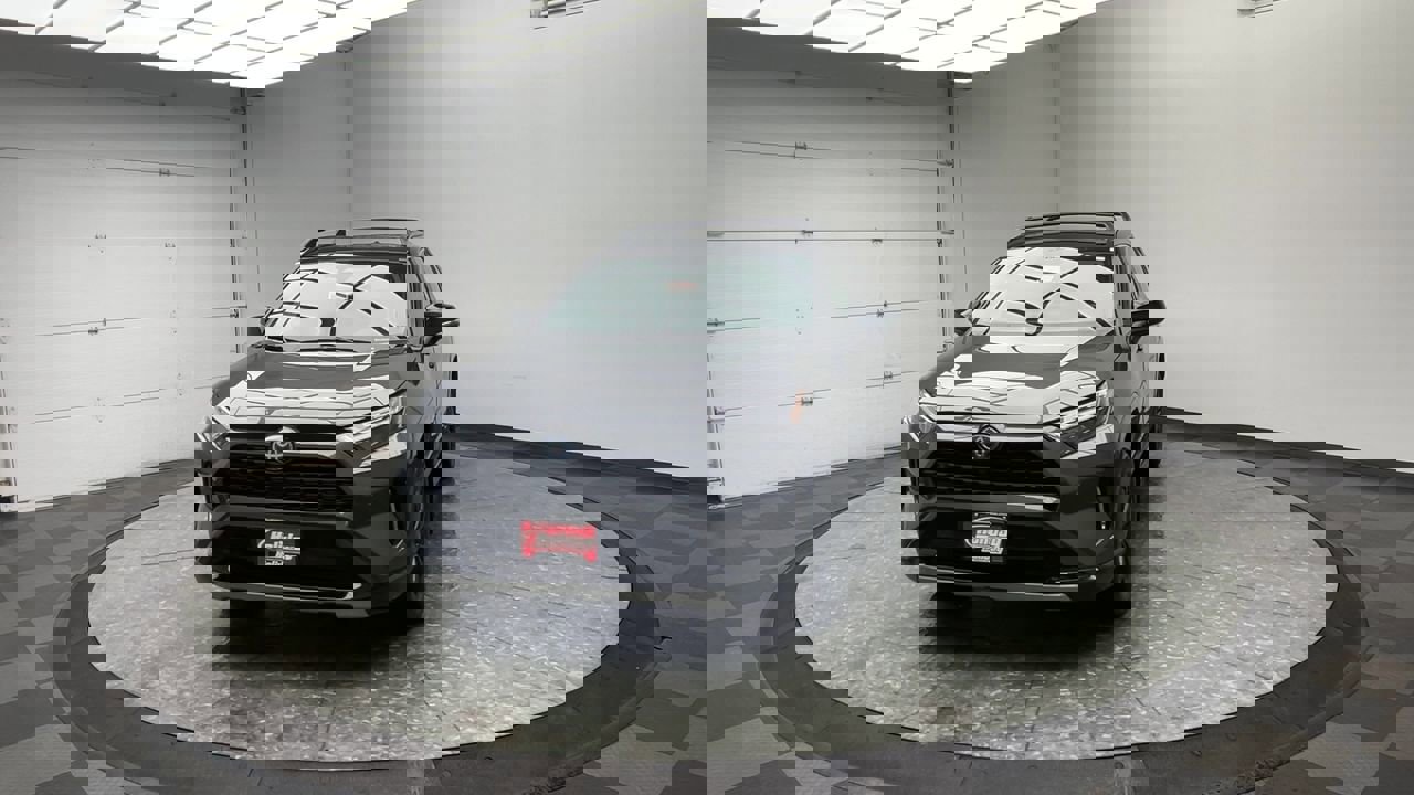Used 2024 Toyota RAV4 XSE w/ Advanced Technology Package image 35