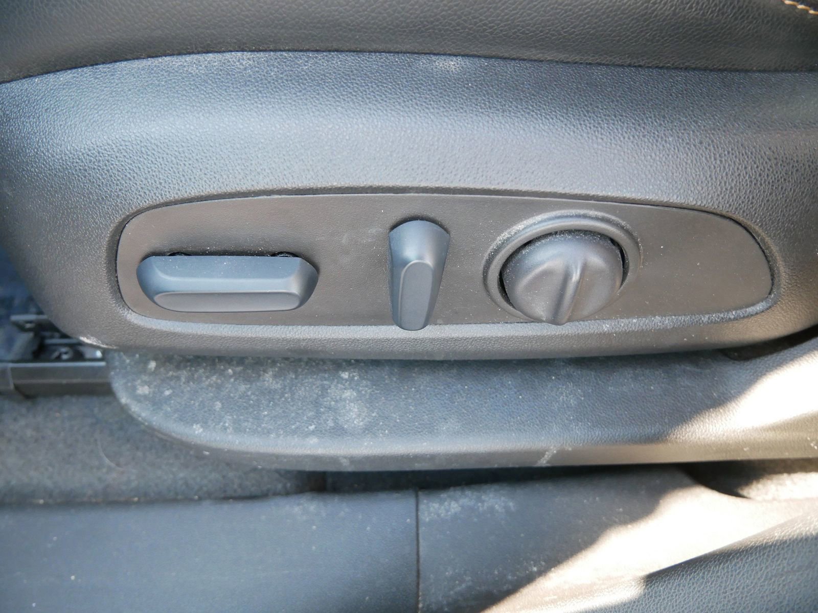 Used 2022 GMC Terrain AT4 w/ Infotainment Package II image 15