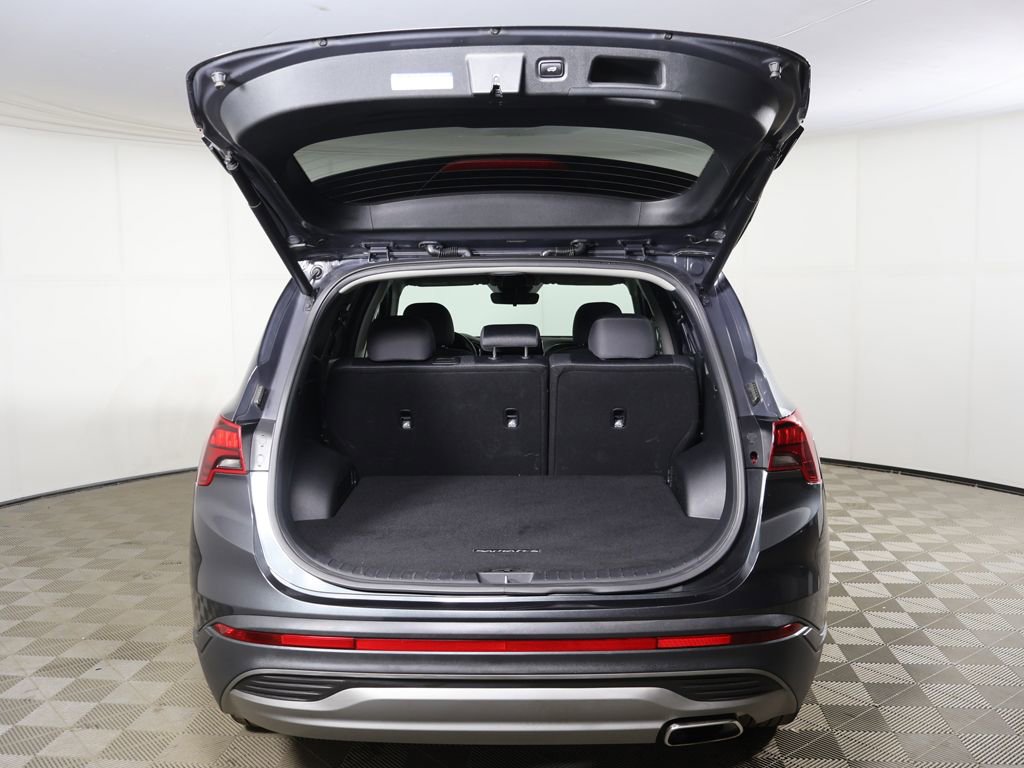 Certified 2023 Hyundai Santa Fe SEL w/ Cargo Package AWD/4WD image 16
