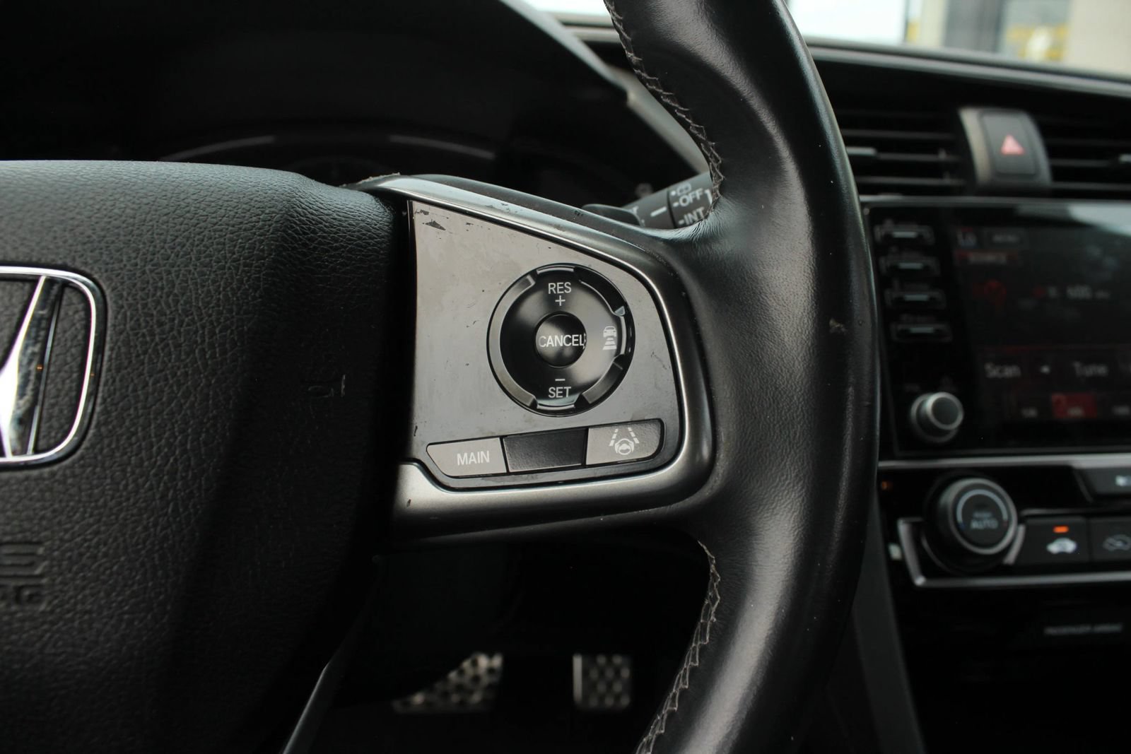 Used 2021 Honda Civic Sport image 28