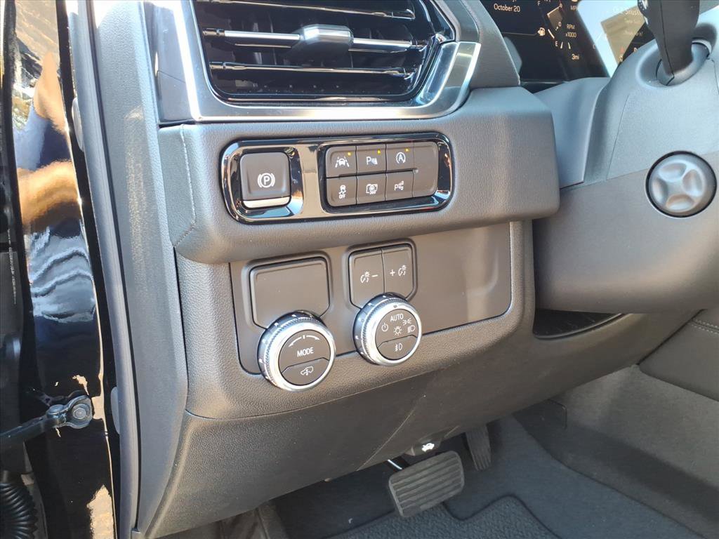 New 2026 GMC Yukon Denali w/ Sun & Power Step Package image 10