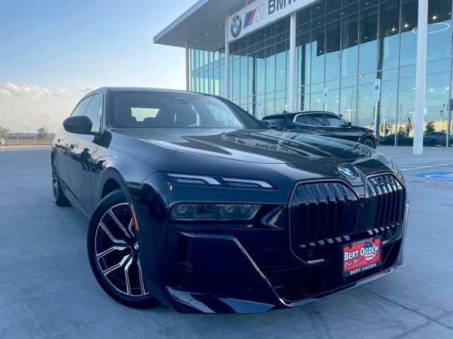 New 2026 BMW 740i xDrive AWD/4WD video 1