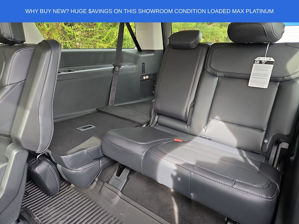 Used 2025 Ford Expedition Max Platinum image 11
