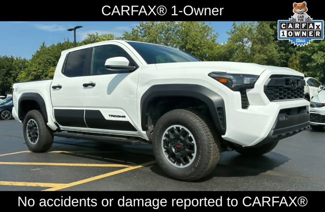 Used 2026 Toyota Tacoma TRD Off-Road AWD/4WD image 3