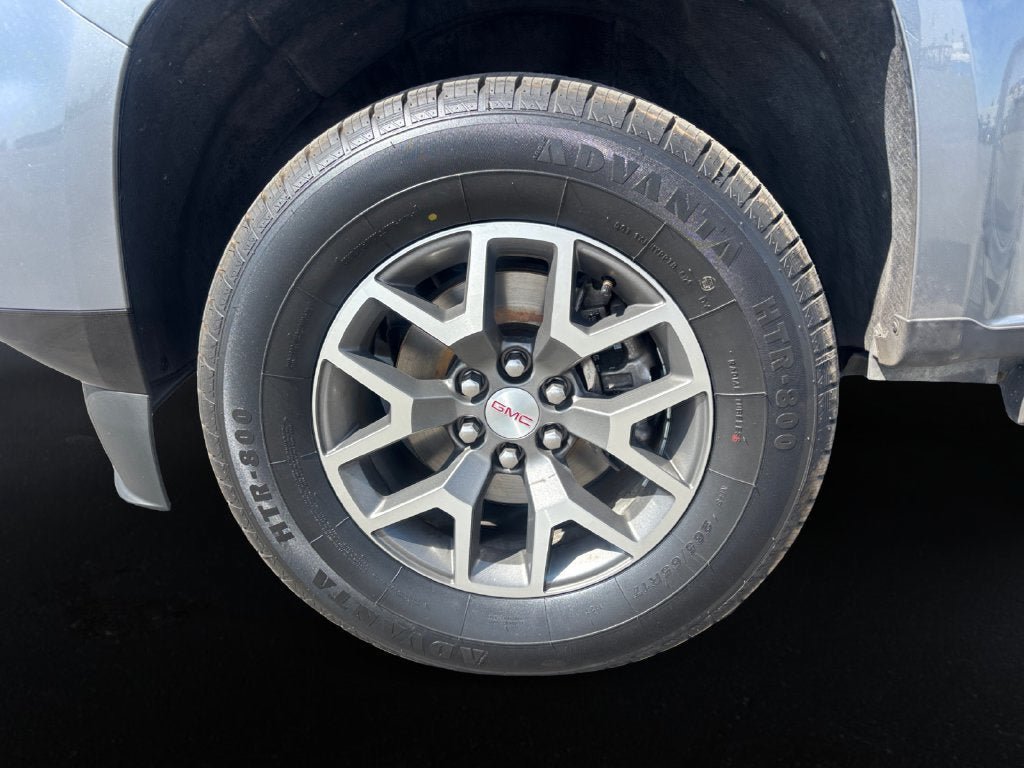 Certified 2022 GMC Canyon AT4 w/ Driver Alert Package AWD/4WD image 9
