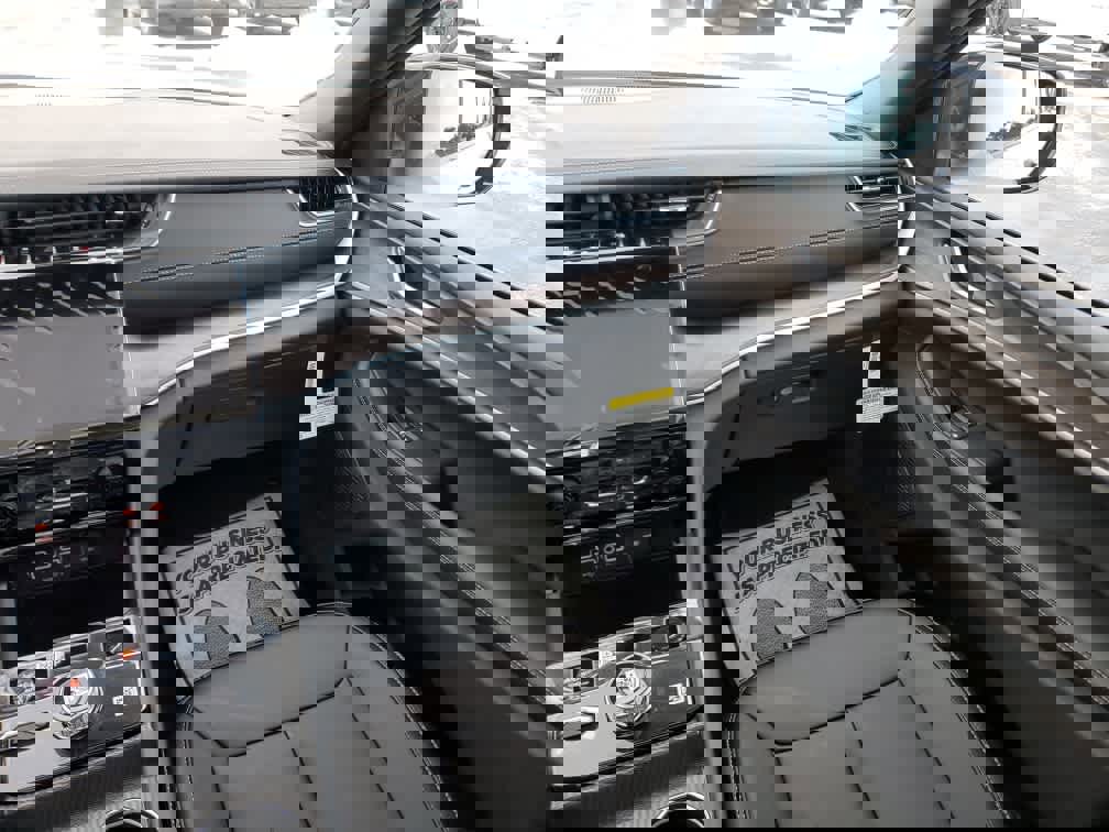 New 2025 Jeep Grand Cherokee Limited image 16