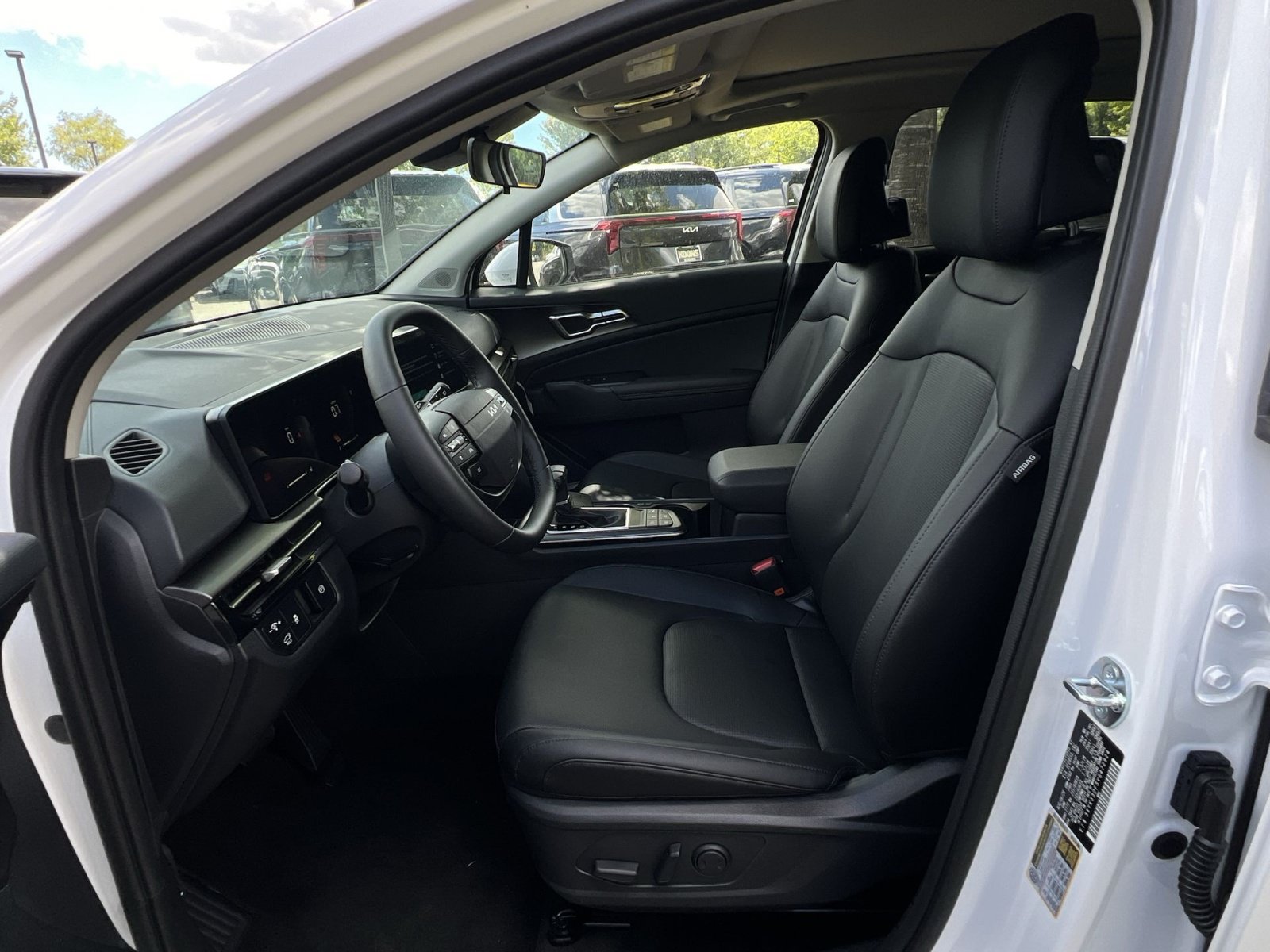 New 2027 Kia Sportage EX FWD image 18