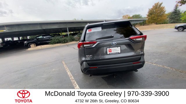 Certified 2024 Toyota RAV4 LE AWD/4WD image 6
