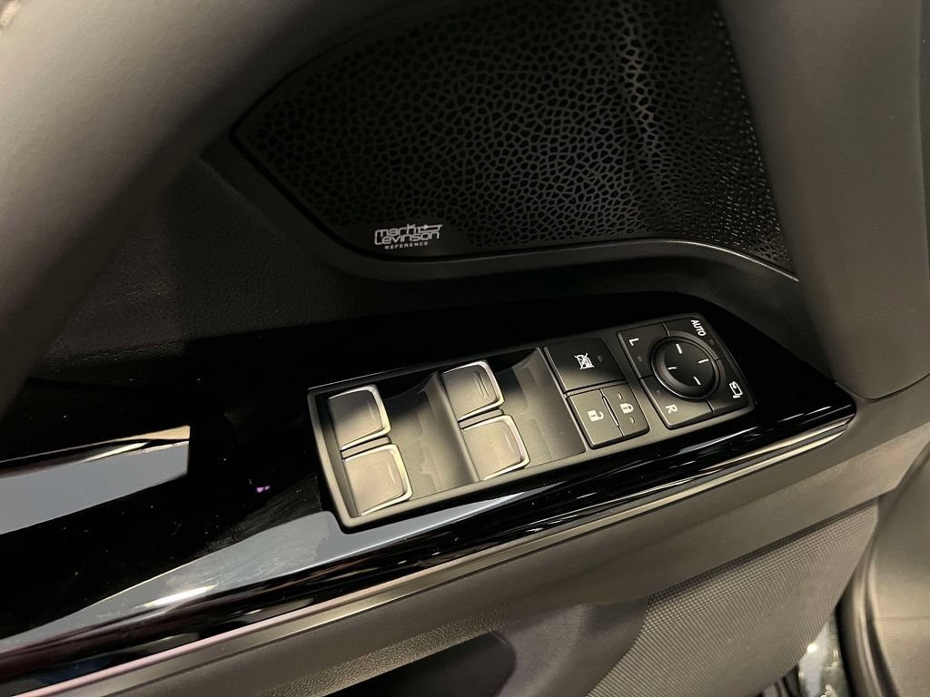 New 2026 Lexus LX 700h Luxury AWD/4WD image 16