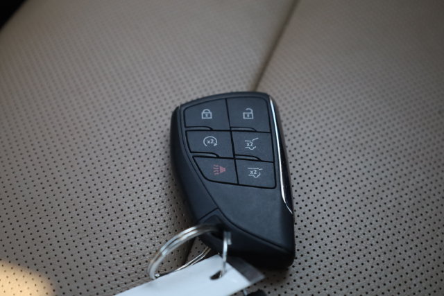 Used 2022 Chevrolet Tahoe Premier AWD/4WD image 25
