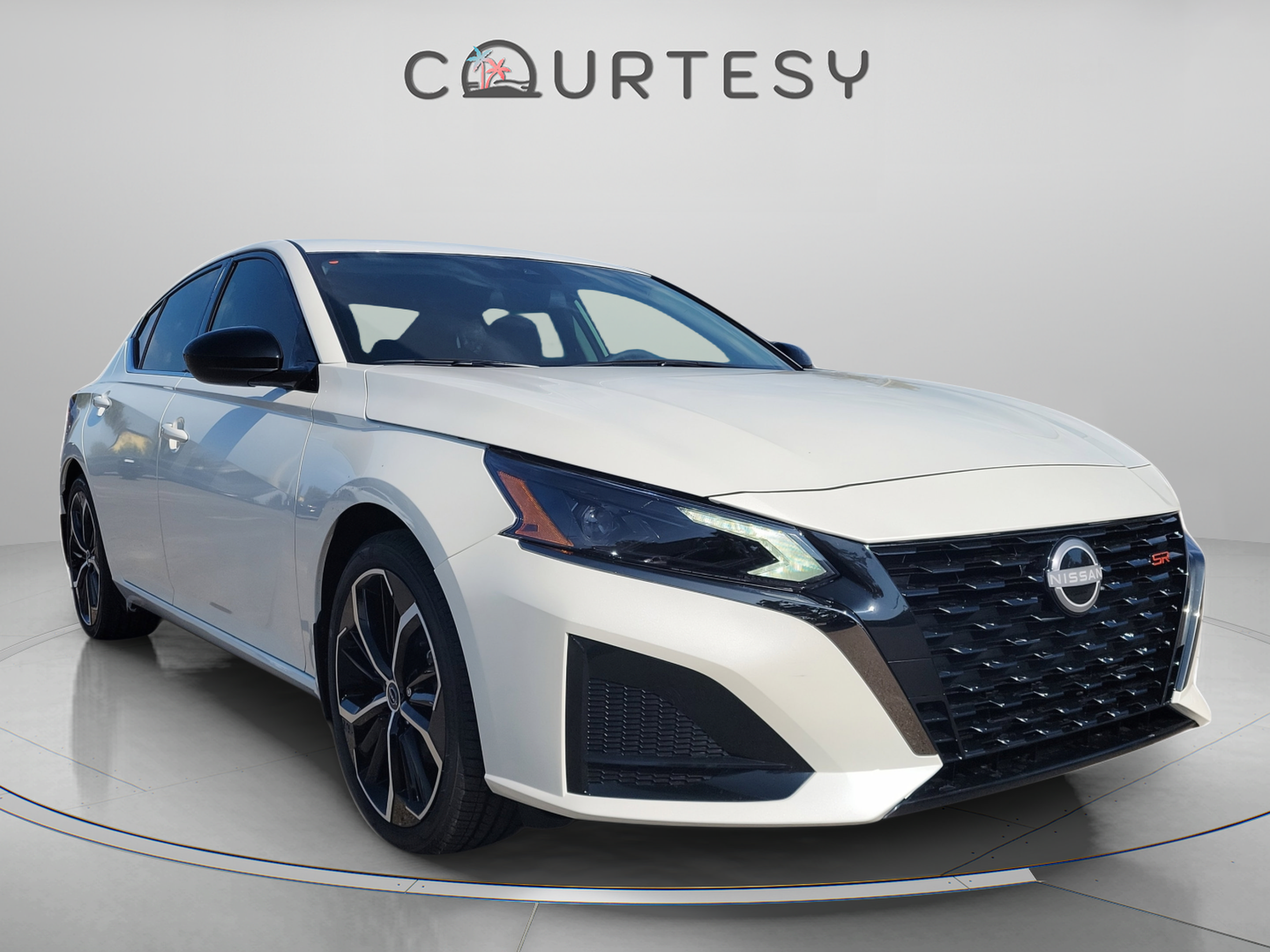 New 2025 Nissan Altima 2.5 SR FWD image 6