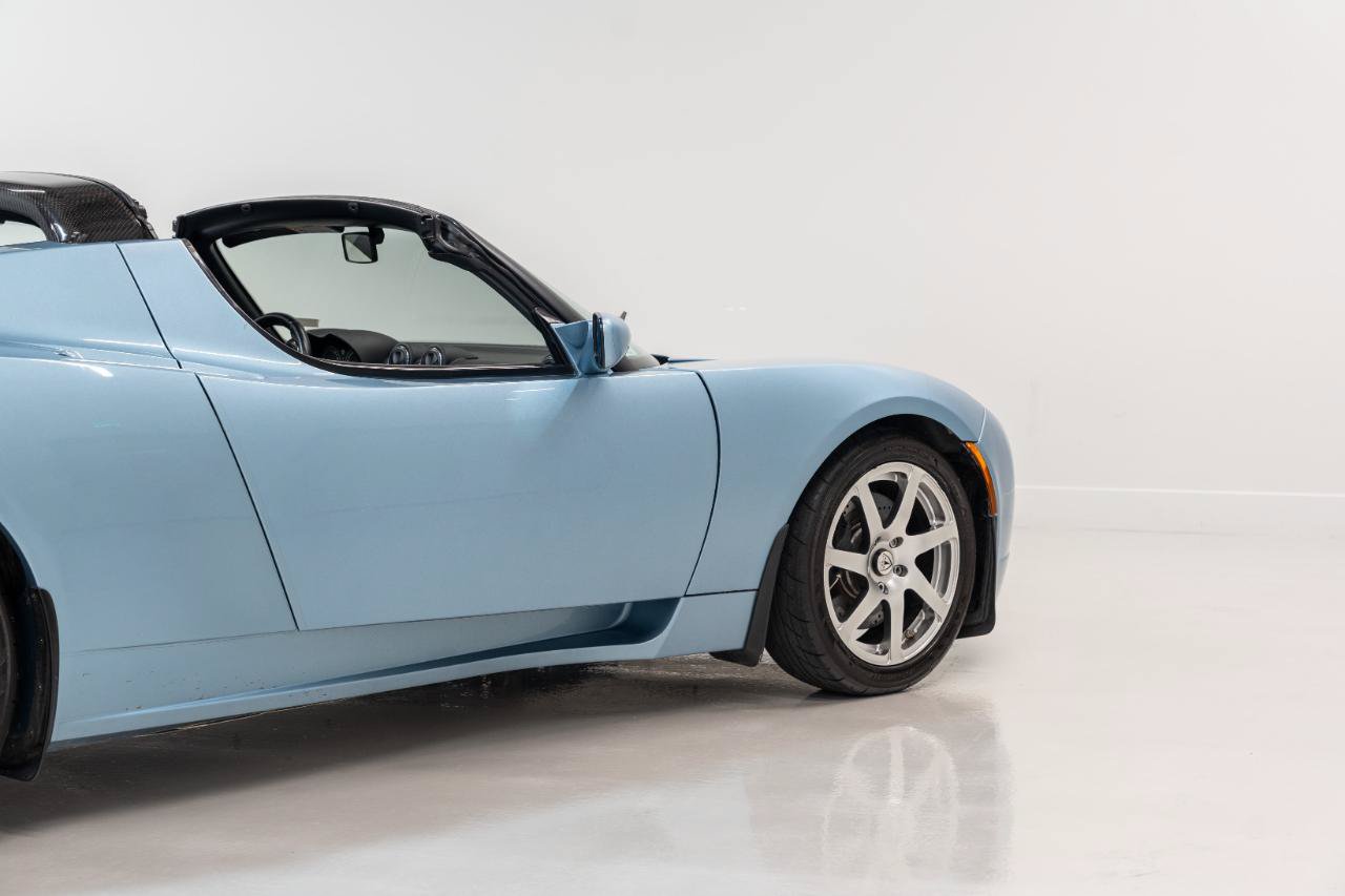Used 2008 Tesla Roadster RWD image 16