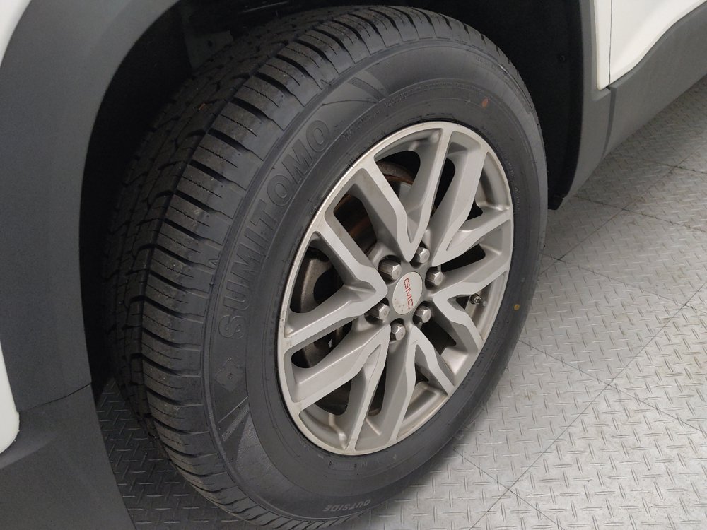 Used 2018 GMC Acadia SLE AWD/4WD image 31