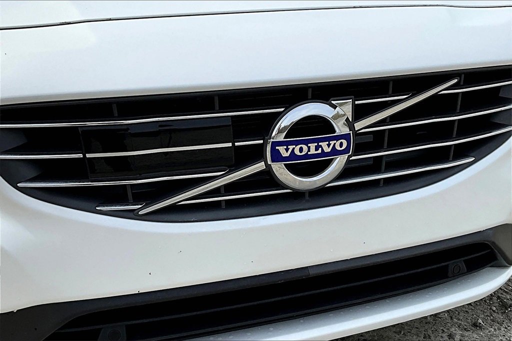 Used 2015 Volvo S60 T5 Platinum image 27
