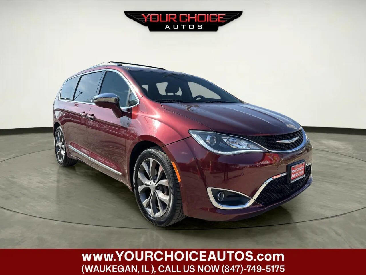 Used 2017 Chrysler Pacifica Limited w/ UConnect Theater Package image 7