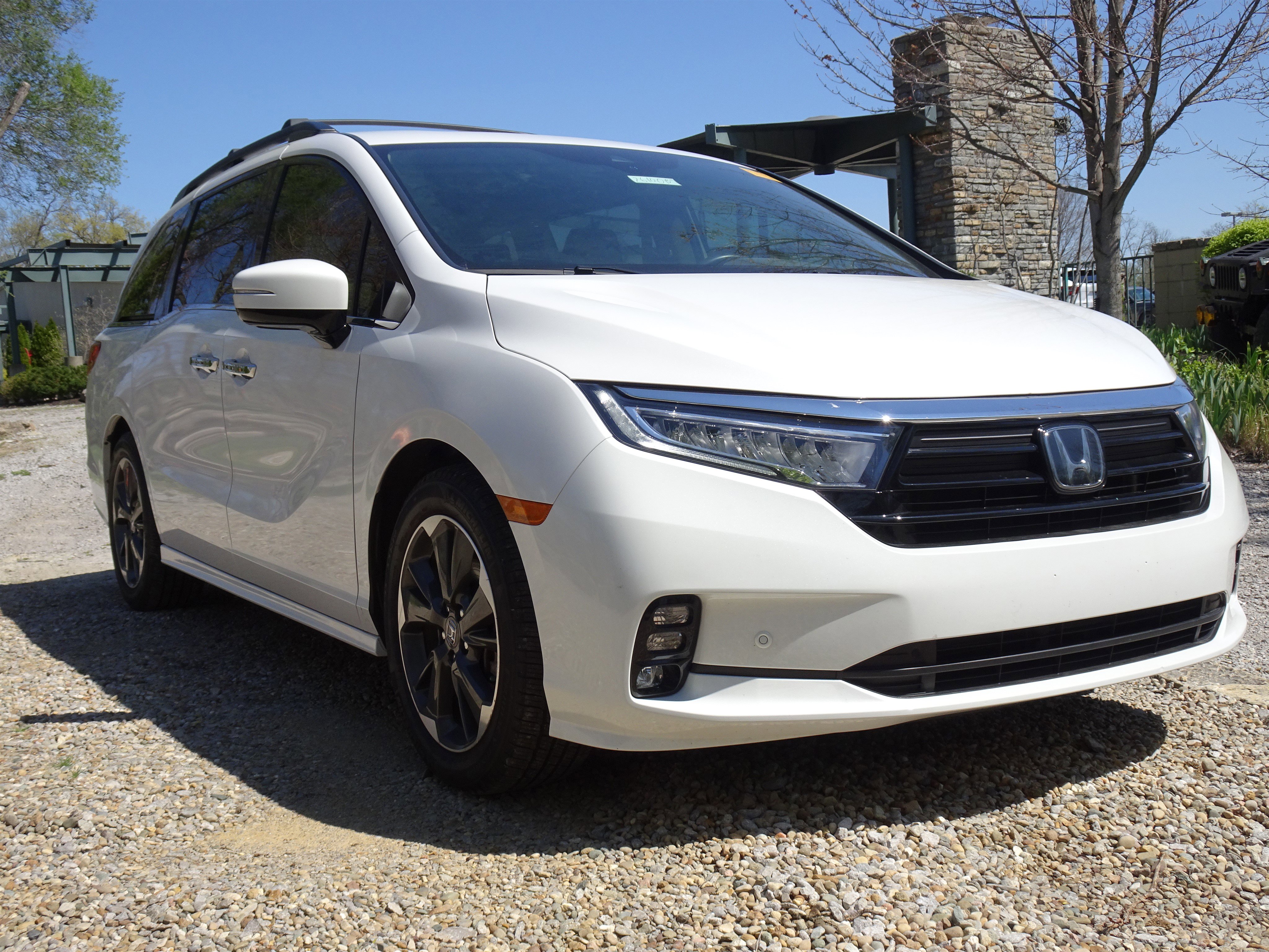 Used 2023 Honda Odyssey Elite image 6