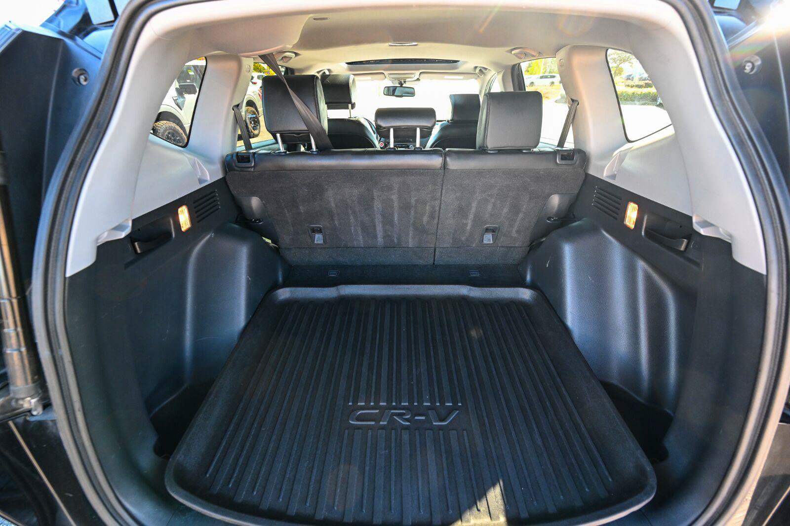 Used 2020 Honda CR-V EX-L image 16