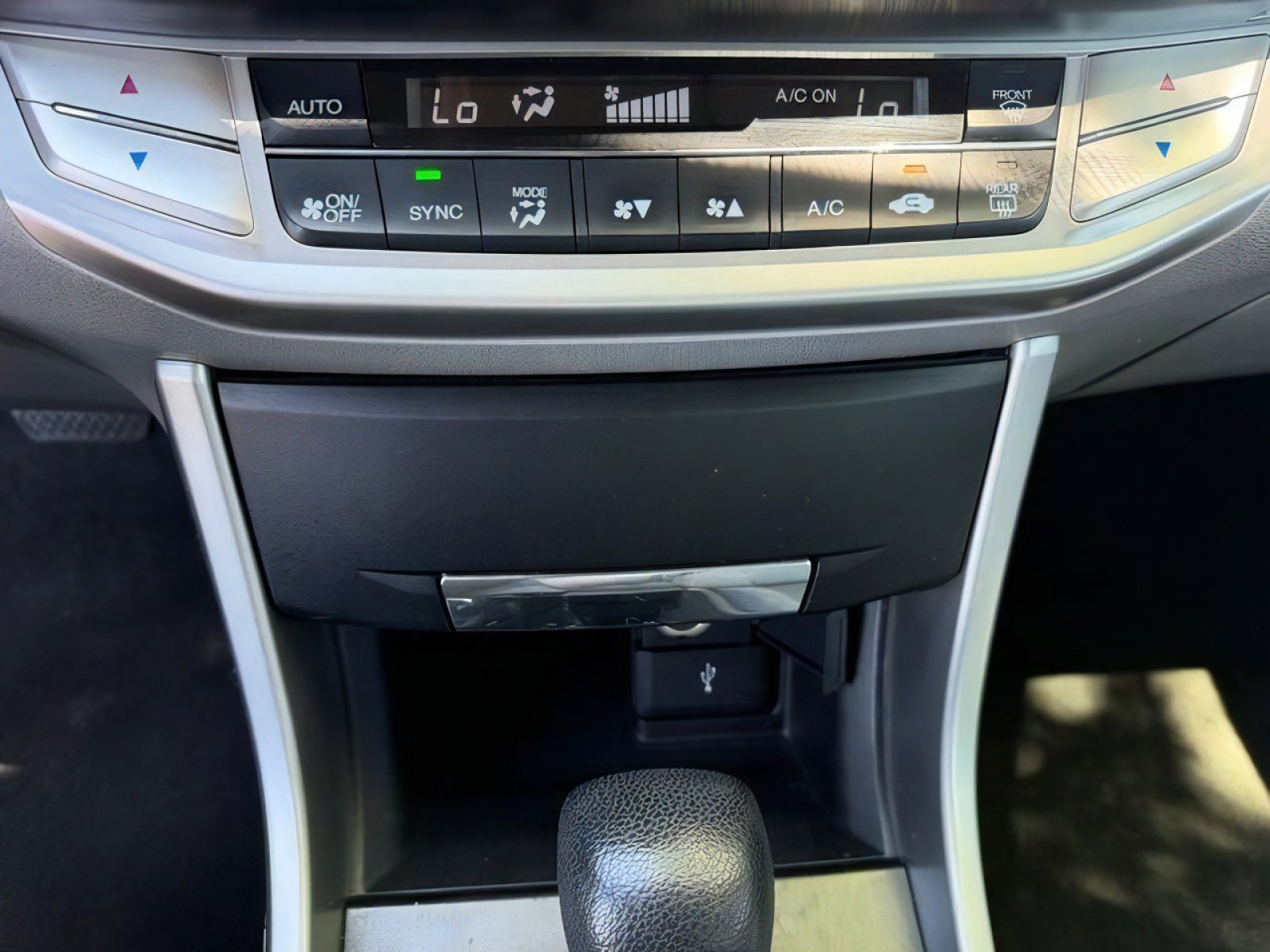 Used 2013 Honda Accord LX image 27