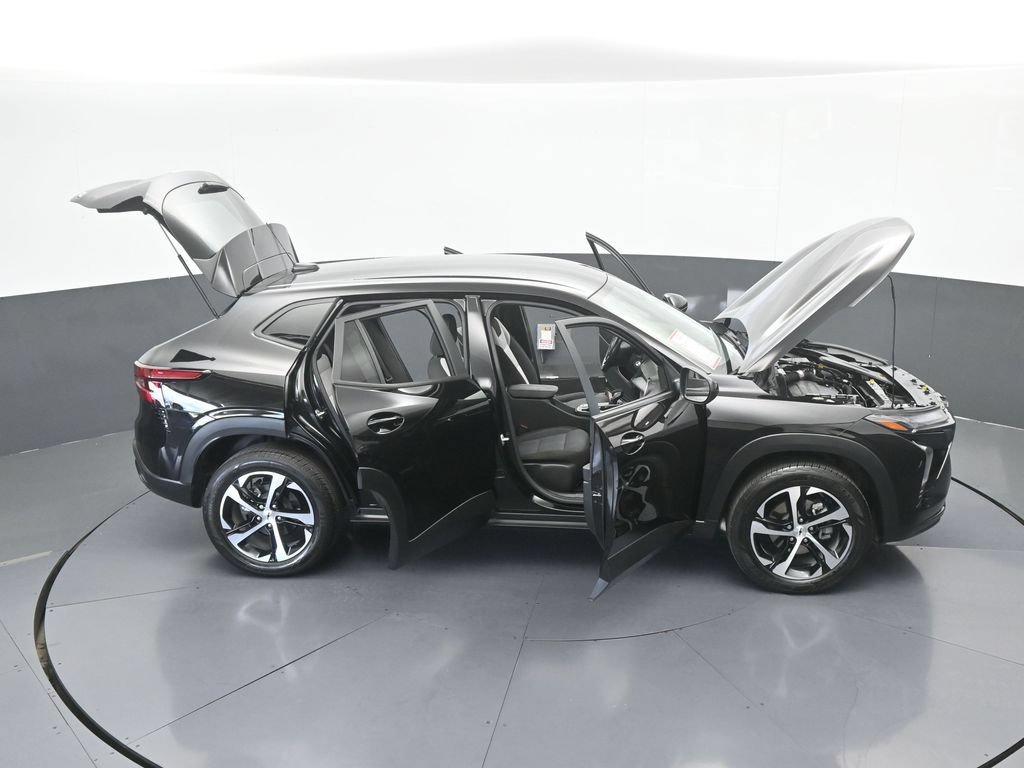Used 2025 Chevrolet Trax RS w/ Driver Confidence Package FWD image 64