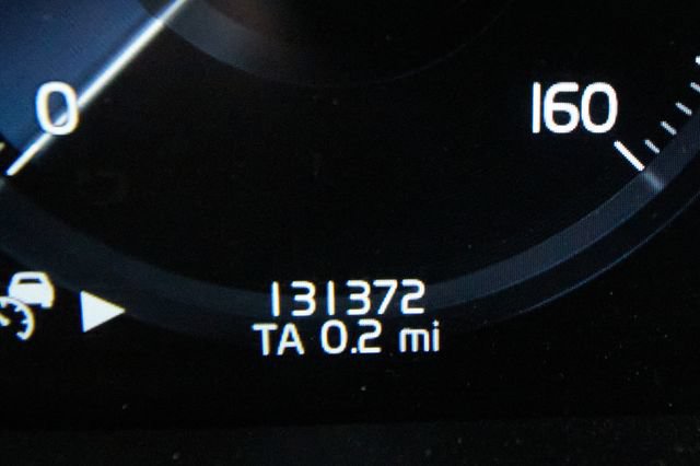 Used 2017 Volvo XC90 T6 Inscription w/ Vision Package AWD/4WD image 6